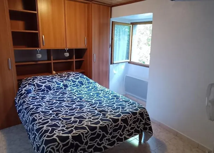 Maison De Village * Sisco